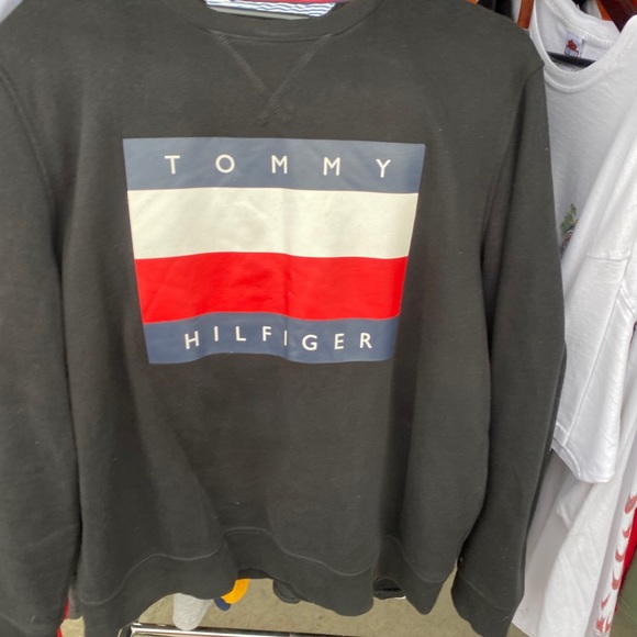 Tommy hilfiger crewneck sweatshirt xl - Picture 2 of 8